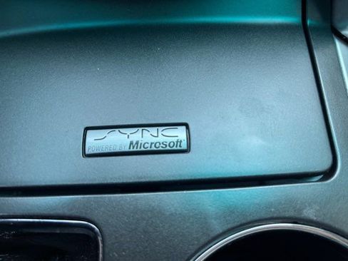 Used 2013 Ford Explorer XLT image 28