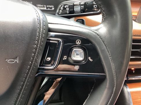 Used 2020 Lincoln Aviator Reserve image 52