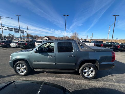 Used 2012 Chevrolet Avalanche LT w/ All-Star Edition image 3