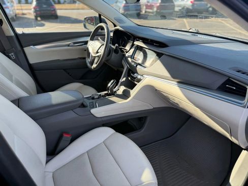 Used 2020 Cadillac XT5 Premium Luxury image 21
