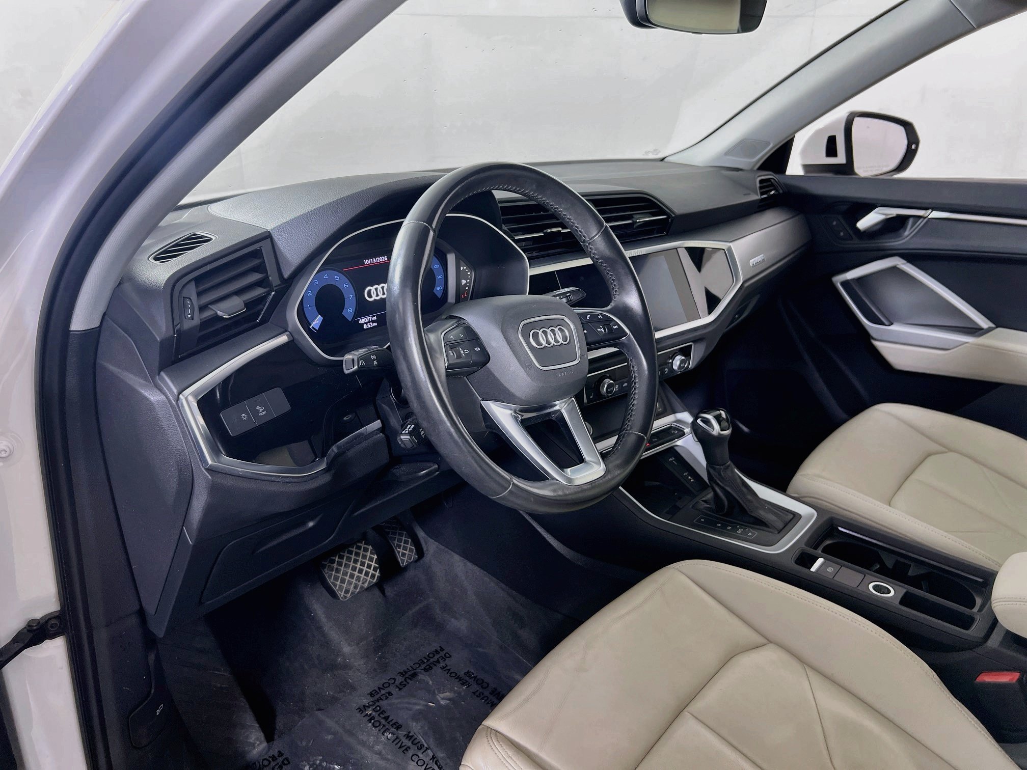 Used 2020 Audi Q3 2.0T Premium Plus w/ Premium Plus Package AWD/4WD image 9