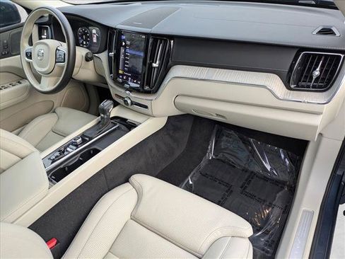Used 2021 Volvo XC60 T6 Inscription w/ Advanced Package image 24