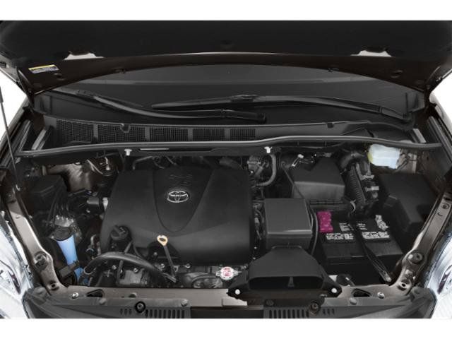 Used 2018 Toyota Sienna XLE Premium FWD image 16