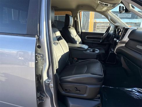 Used 2024 RAM 2500 Laramie image 16