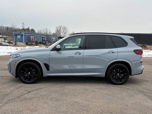 Used 2026 BMW X5 xDrive40i image 2