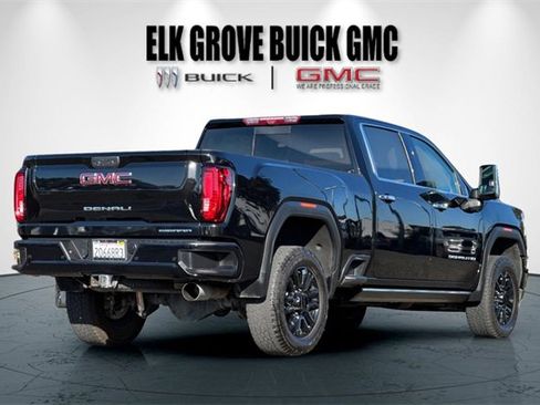 Used 2023 GMC Sierra 3500 Denali w/ Denali Black Diamond Edition image 4