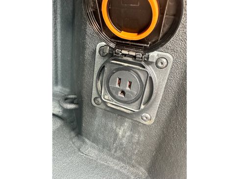 Used 2021 Chevrolet Silverado 1500 High Country w/ Technology Package image 20