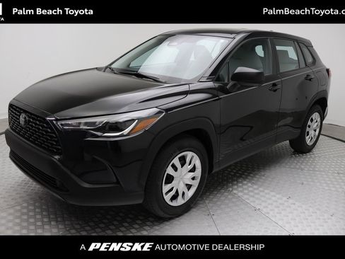 Certified 2024 Toyota Corolla Cross L image 1