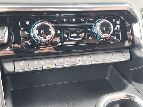 New 2026 GMC Sierra 2500 Denali Ultimate image 14