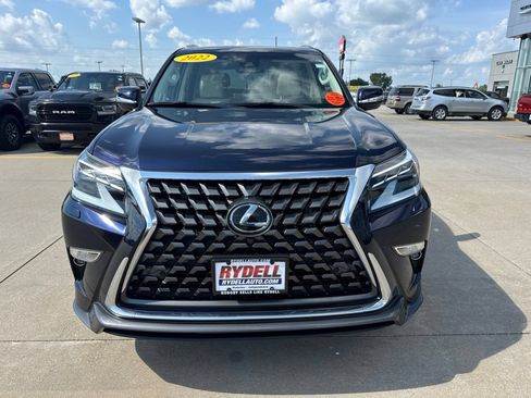 Used 2022 Lexus GX 460 Luxury w/ Sport Design Package AWD/4WD image 30