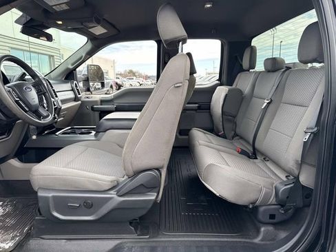 Used 2022 Ford F250 XLT w/ XLT Premium Package image 17