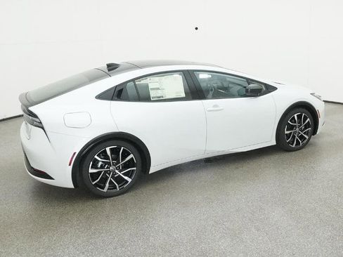 New 2026 Toyota Prius XSE Premium image 10