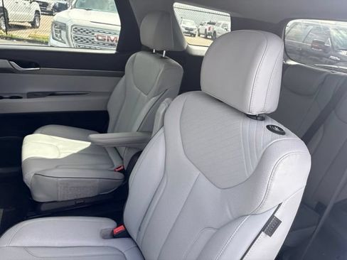 Used 2024 Hyundai Palisade SEL FWD image 10