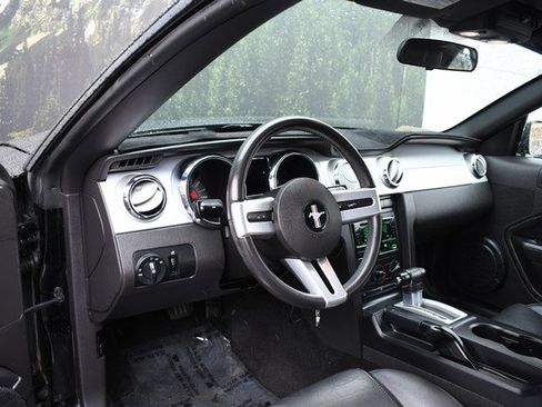 Used 2005 Ford Mustang GT Premium image 14