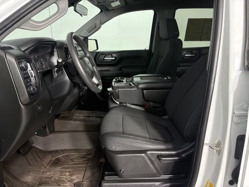 Used 2020 Chevrolet Silverado 1500 Custom Trail Boss w/ Custom Convenience Package AWD/4WD image 16