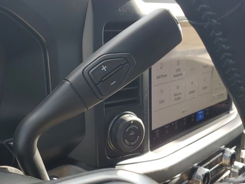 New 2025 Ford F250 Platinum image 30