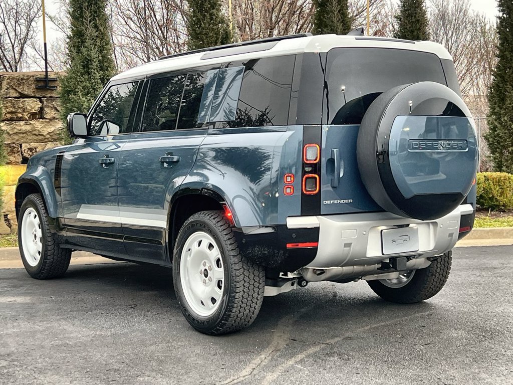 Used 2026 Land Rover Defender 110 S AWD/4WD image 3