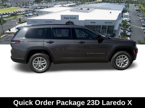 New 2025 Jeep Grand Cherokee L Laredo image 3