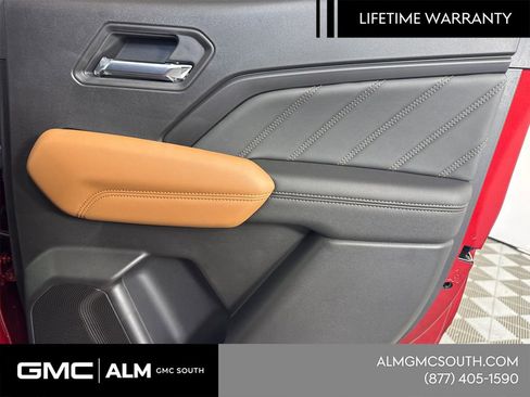 New 2026 GMC Canyon AT4 image 18