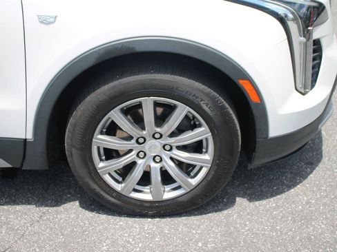 Used 2021 Cadillac XT4 Premium Luxury AWD/4WD image 32