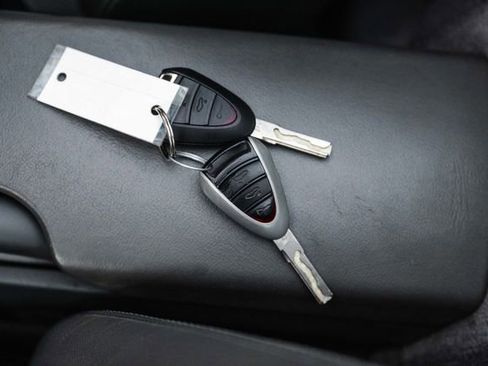 Used 2005 Porsche Boxster S image 53