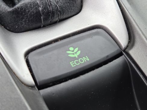 Used 2019 Honda Accord EX image 6