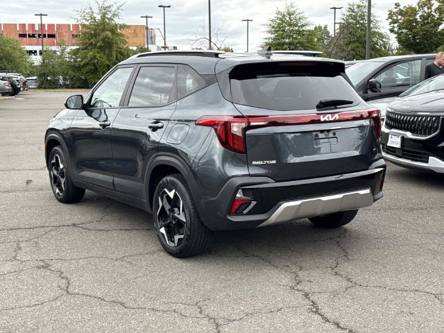 Used 2025 Kia Seltos S AWD/4WD image 4