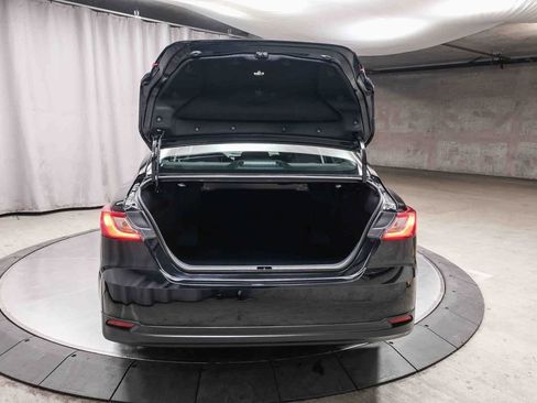 Used 2025 Toyota Camry LE w/ Convenience Package image 25