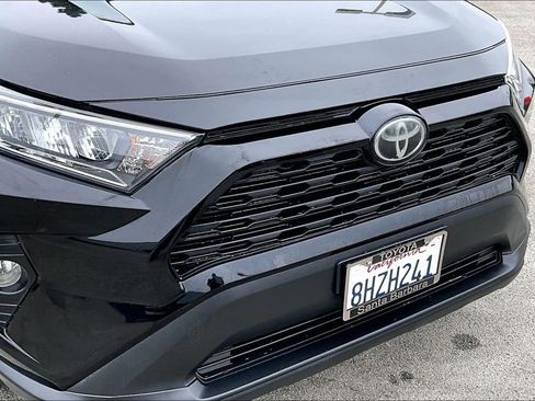 Used 2019 Toyota RAV4 XLE Premium w/ All Weather Liner Package image 33