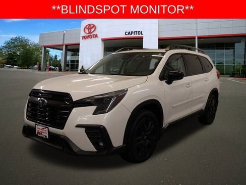 Used 2024 Subaru Ascent Onyx Edition image 7