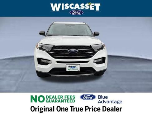 Certified 2022 Ford Explorer XLT w/ Equipment Group 202A image 9