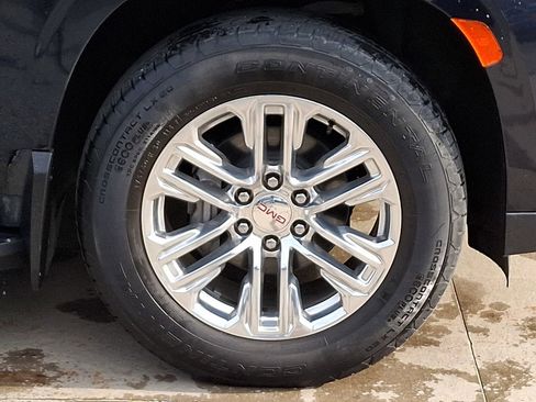 Used 2022 GMC Yukon SLT w/ SLT Luxury Package image 8