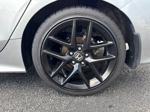 Used 2023 Honda Civic Sport image 11