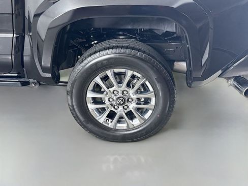 Certified 2024 Toyota Tacoma Limited w/ Limited Package (LT) AWD/4WD image 19