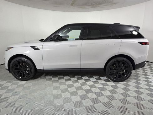 New 2026 Land Rover Range Rover Sport SE image 2