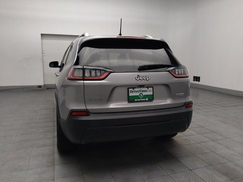 Used 2019 Jeep Cherokee Latitude Plus w/ Comfort/Convenience Group AWD/4WD image 6