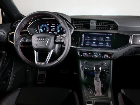 Certified 2025 Audi Q3 2.0T Premium Plus w/ Premium Plus Package AWD/4WD image 12