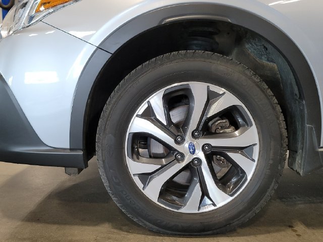 Used 2020 Subaru Outback Limited XT w/ Popular Package #2 AWD/4WD image 16