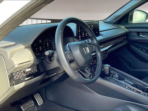 Used 2023 Honda Accord Sport image 13