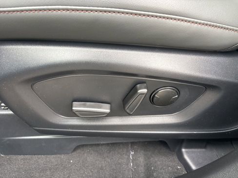 New 2026 Ford Explorer Active w/ Active Comfort Package image 15