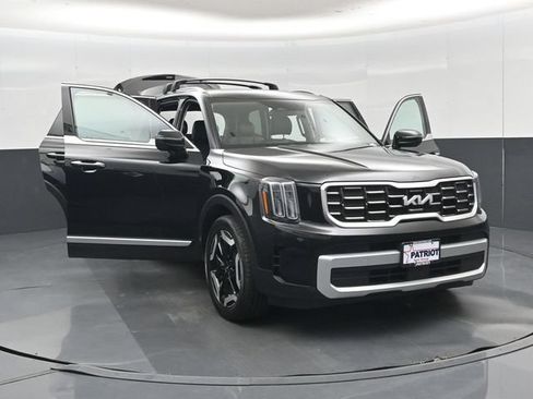 Used 2025 Kia Telluride S AWD/4WD image 59