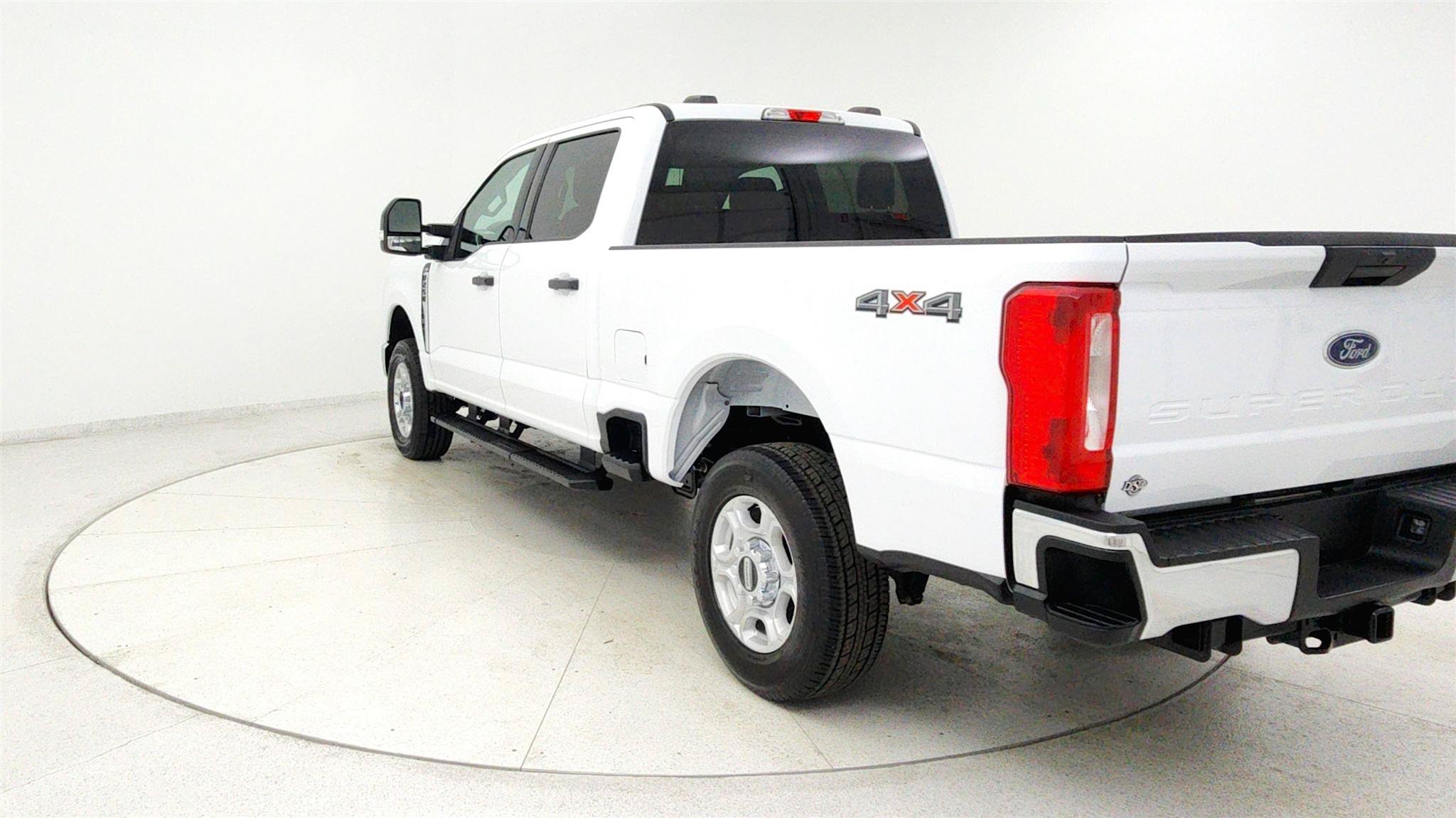 Used 2026 Ford F250 XLT AWD/4WD image 4