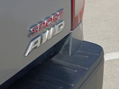 Used 2021 Honda Ridgeline Sport image 11