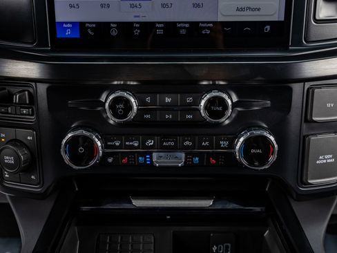 Used 2024 Ford F350 Lariat w/ FX4 Off-Road Package image 28