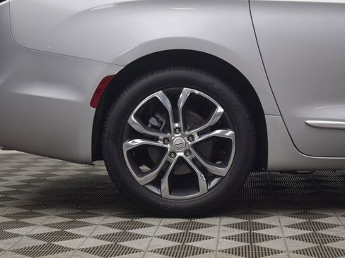 New 2026 Chrysler Pacifica Pinnacle w/ Trailer Tow Group image 9