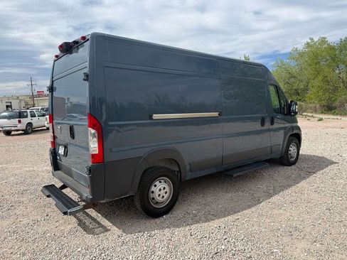 Used 2018 RAM ProMaster 2500 FWD image 4