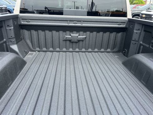 New 2026 Chevrolet Silverado 1500 High Country w/ High Country Premium Package AWD/4WD image 31