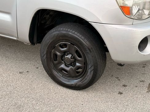 Used 2010 Toyota Tacoma 2WD Regular Cab image 28