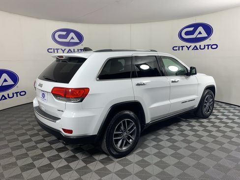 Used 2018 Jeep Grand Cherokee Limited RWD image 3