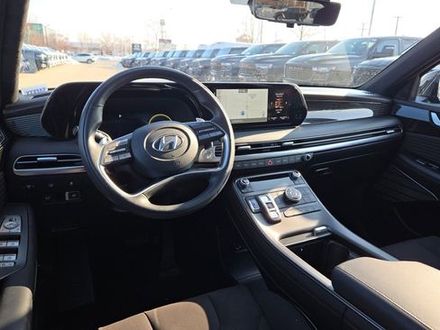 Used 2024 Hyundai Palisade Calligraphy image 21